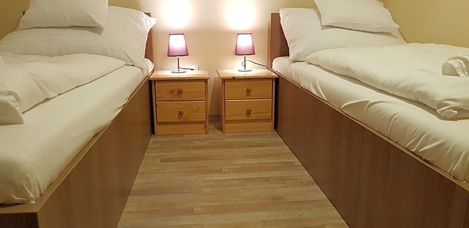 Central Panzió Gyula