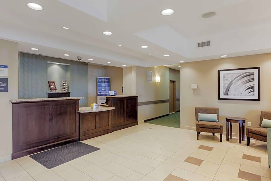 Best Western Plus Walkerton East Ridge Hotel