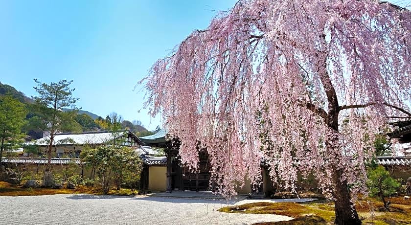 Sotetsu Fresa Inn Kyoto-Shijokarasuma