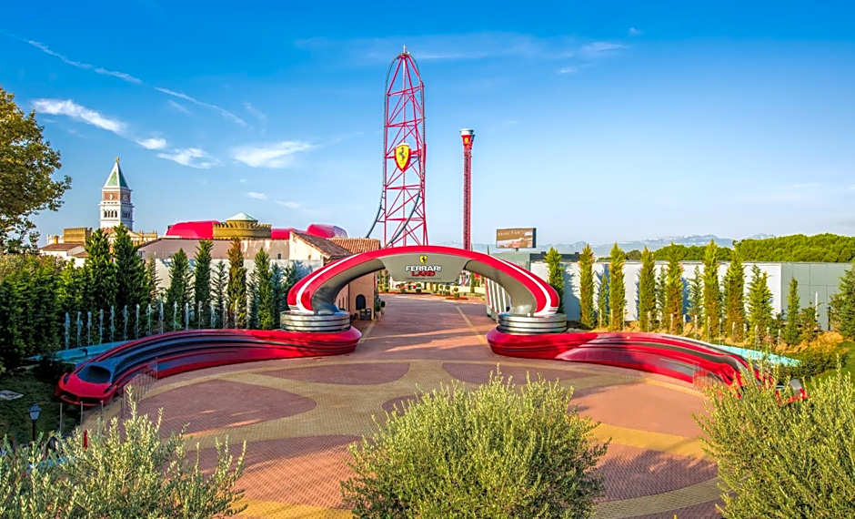 Ponient Vila Centric by PortAventura World - Available rates with tickets to PortAventura Park & Ferrari Land