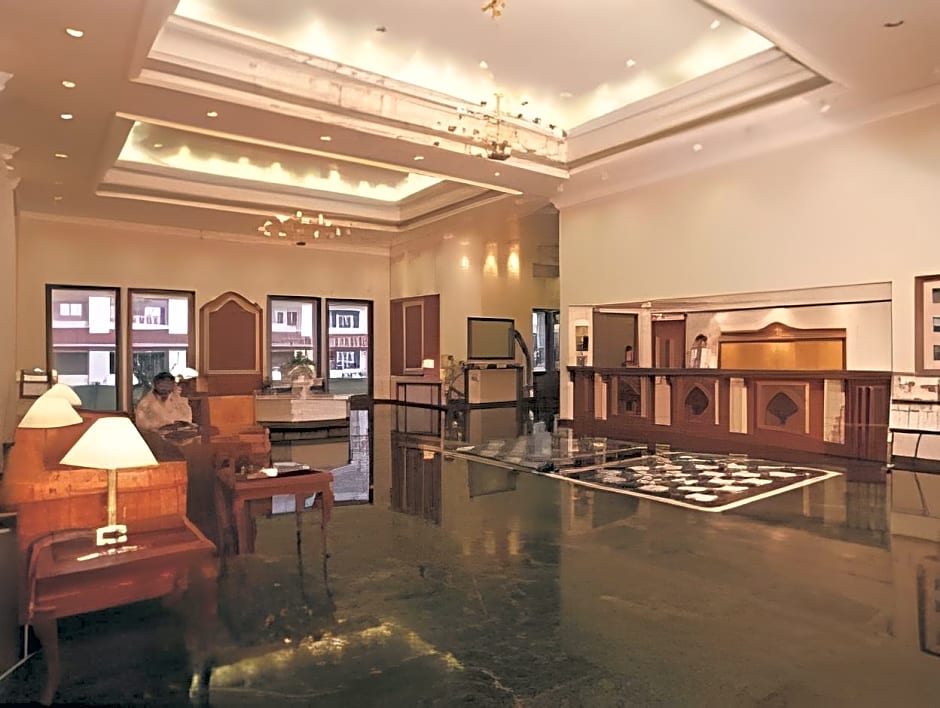 Hotel Express Residency - Jamnagar