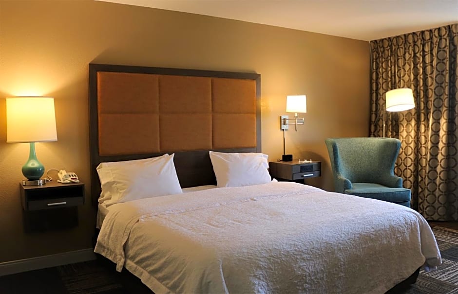 Hampton Inn & Suites Fremont
