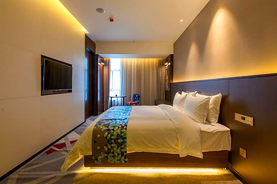 Zmax Hotel Hankou Railway Station