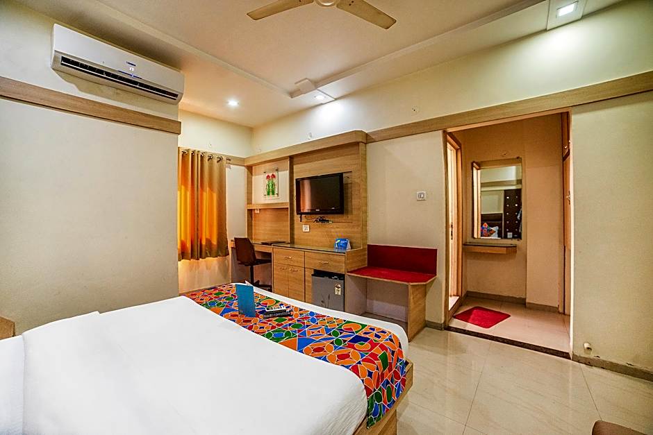FabHotel Santoor – Indore, OH