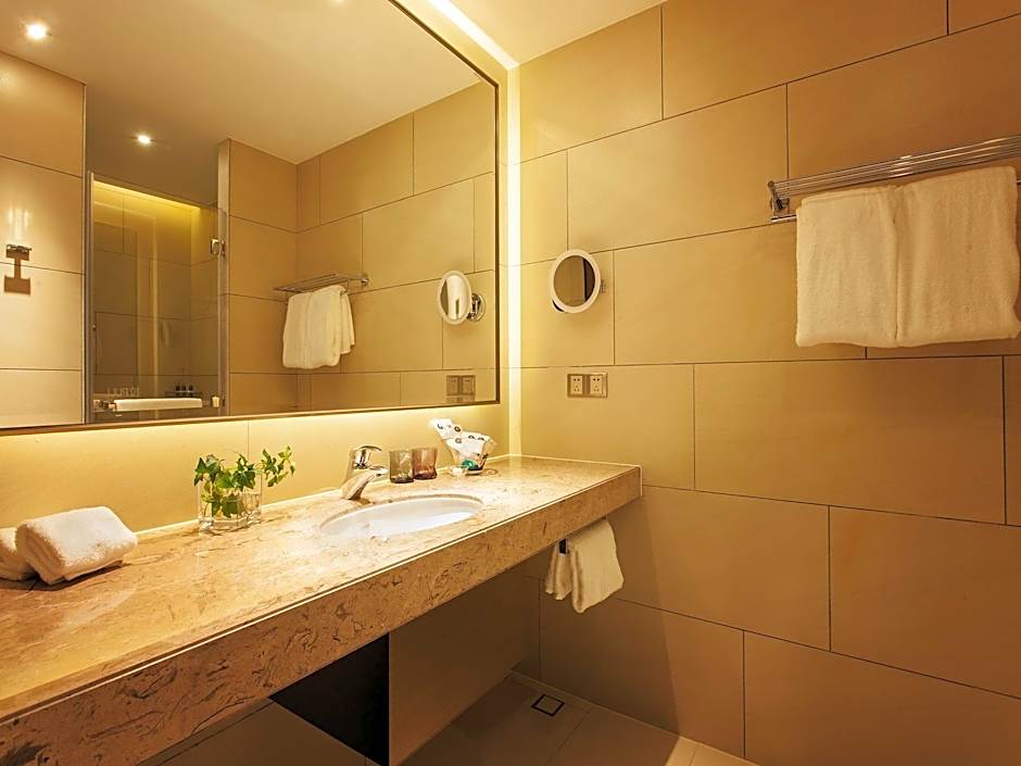 The Summit Hotel Zhongshan