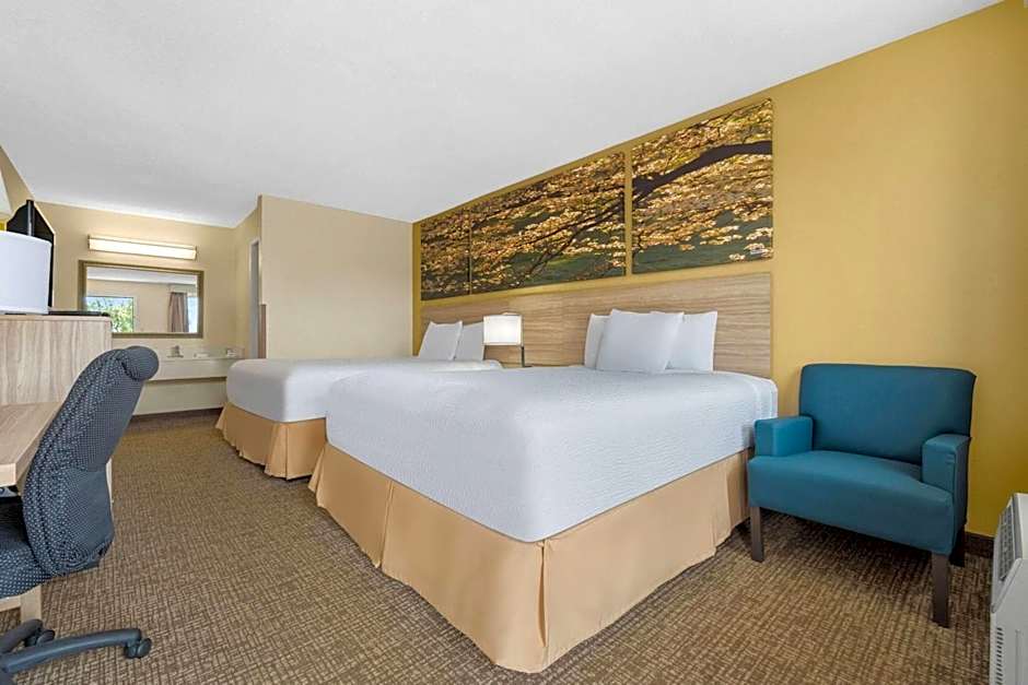 Days Inn by Wyndham Fort Wayne