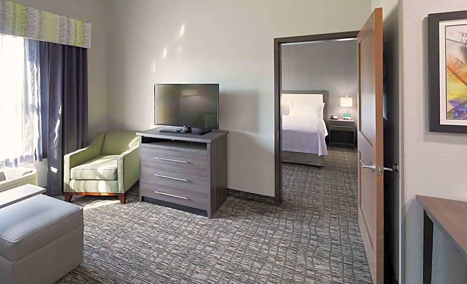 Homewood Suites by Hilton Topeka