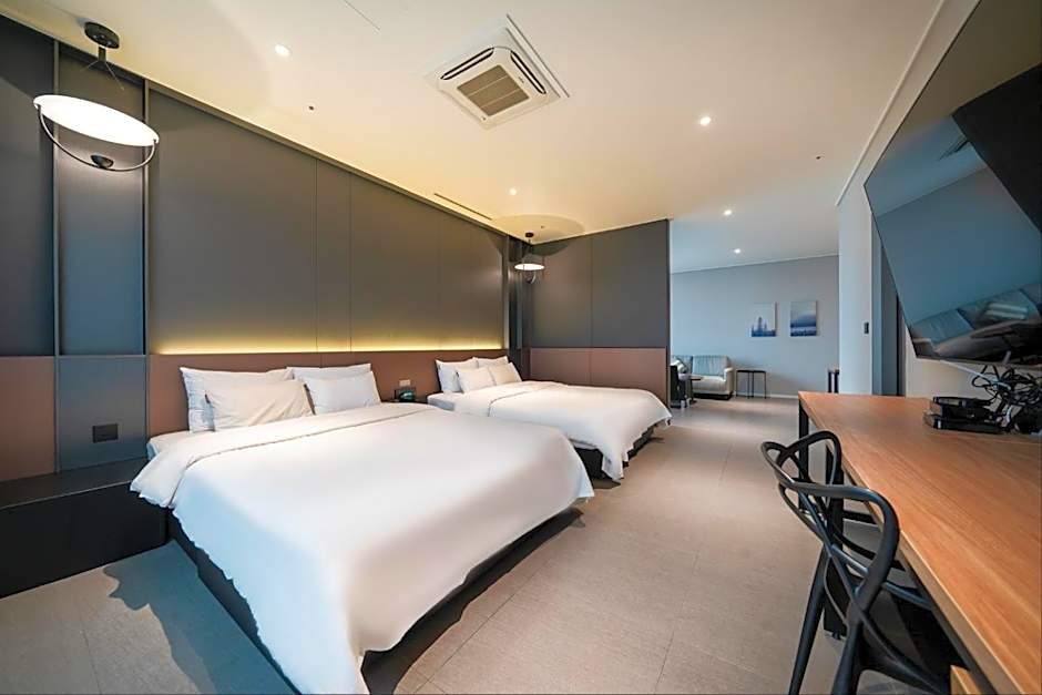 Queentown hotel
