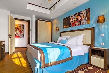 Cismigiu VIP Suite with Terrace and Free wifi