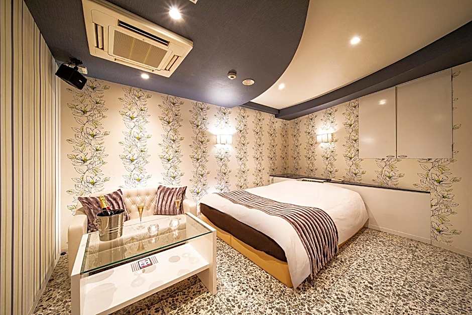 Towers Hotel - Adult Only -
