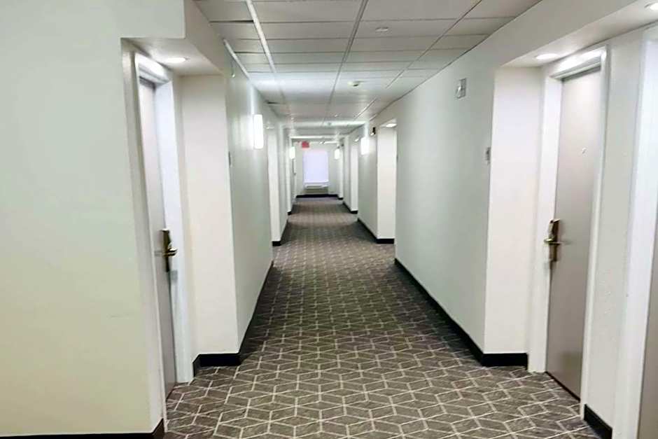 Clarion Pointe Albemarle