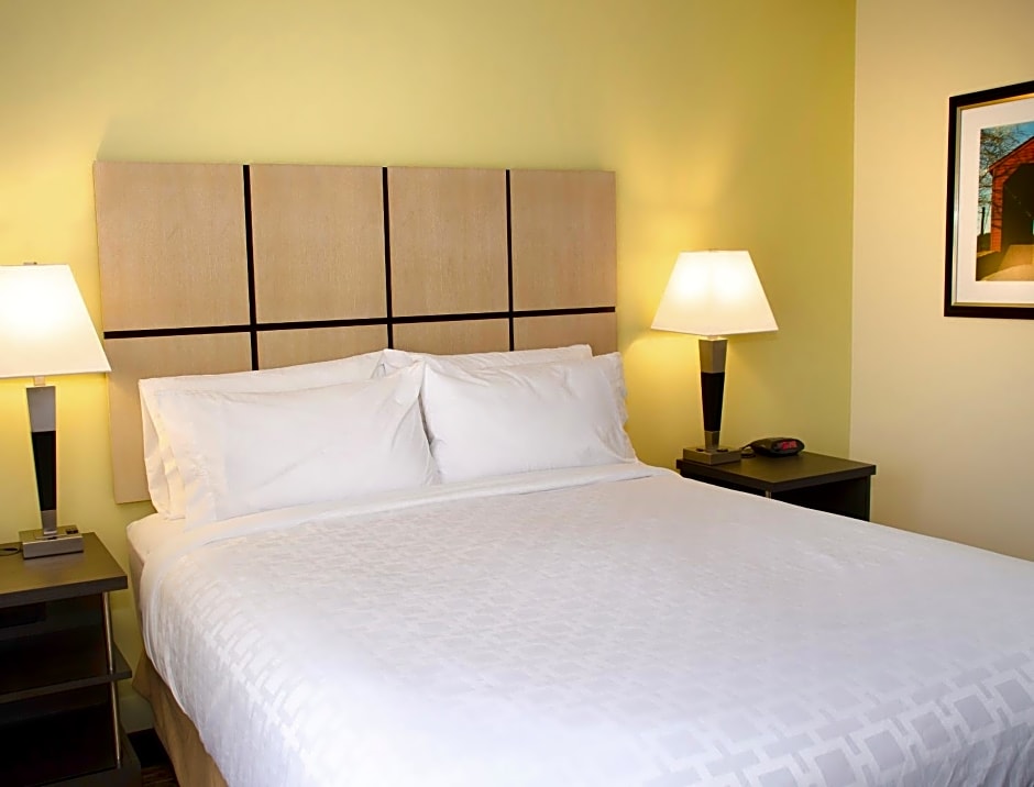 Candlewood Suites Lancaster West By IHG