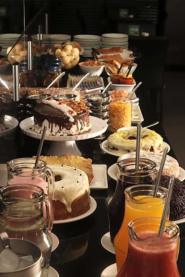 Hotel Valerim Itajaí / Navegantes