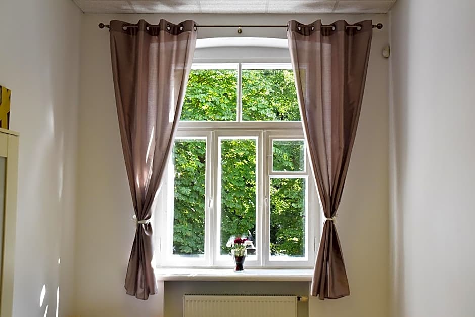 Laisves Avenue Hostel "Easy Kaunas"