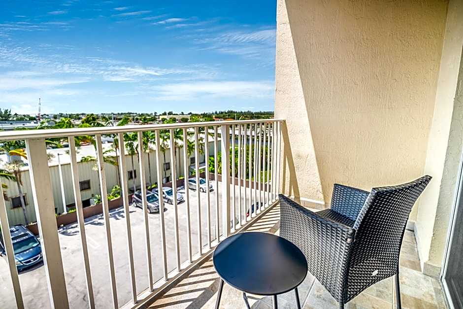 South River Suites