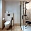 Hillview Hotel Grandvoir
