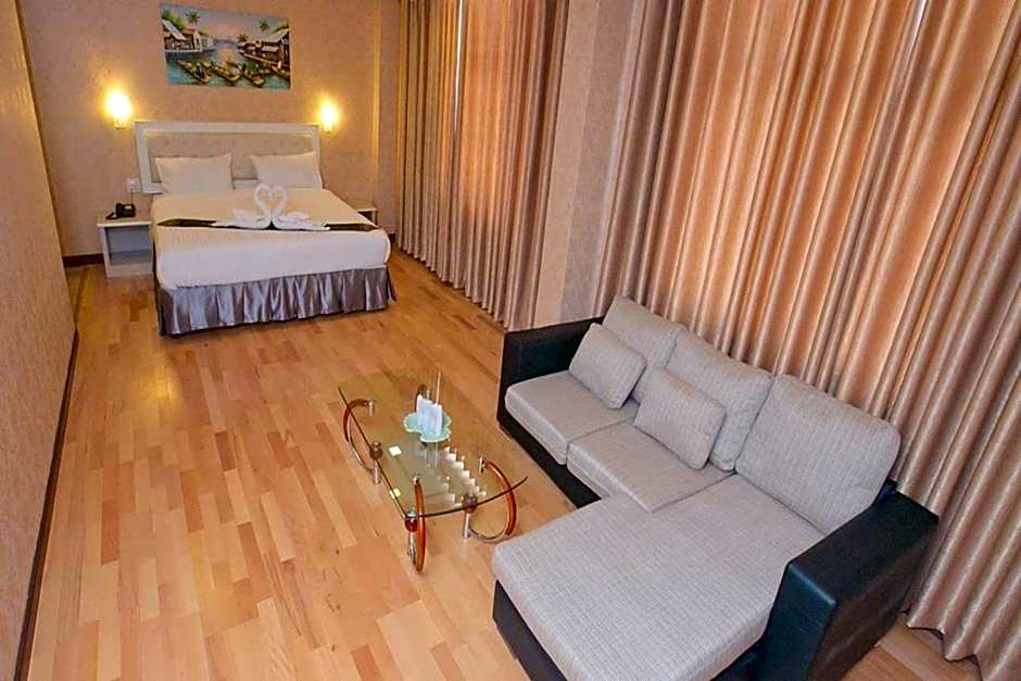 Korat Hotel