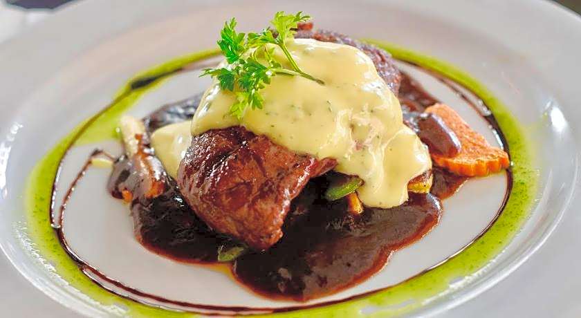 Harrys Hotel, Bar & Restaurant