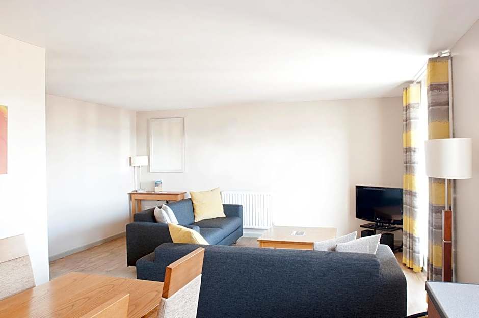 PREMIER SUITES Newcastle