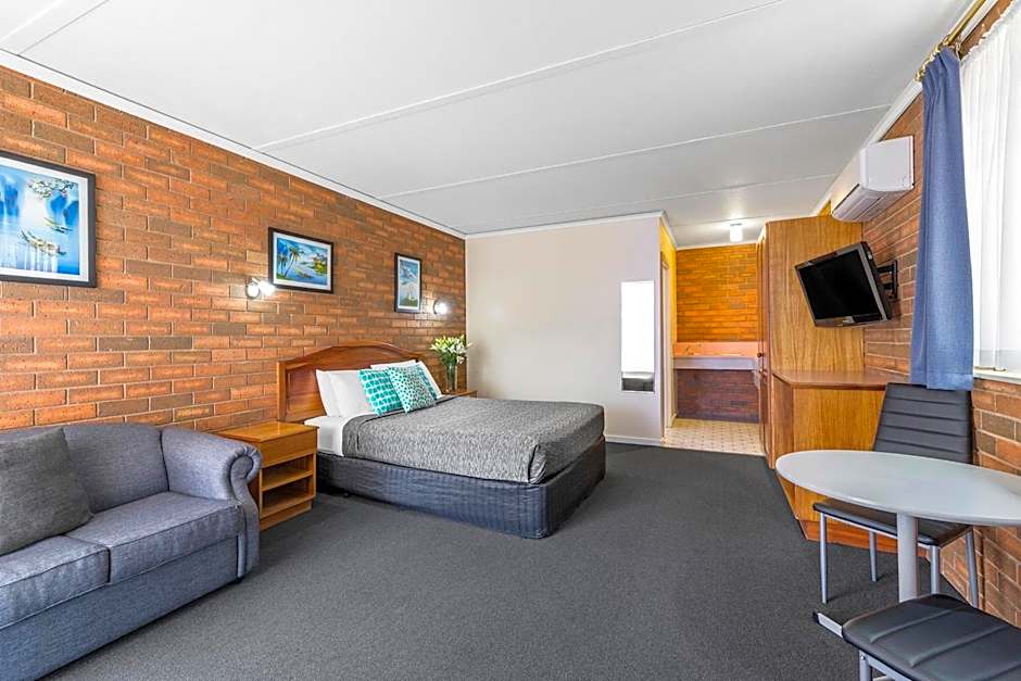 Cathedral Motor Inn
