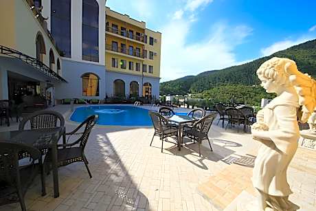 Borjomi Palace Spa Hotel & Resort