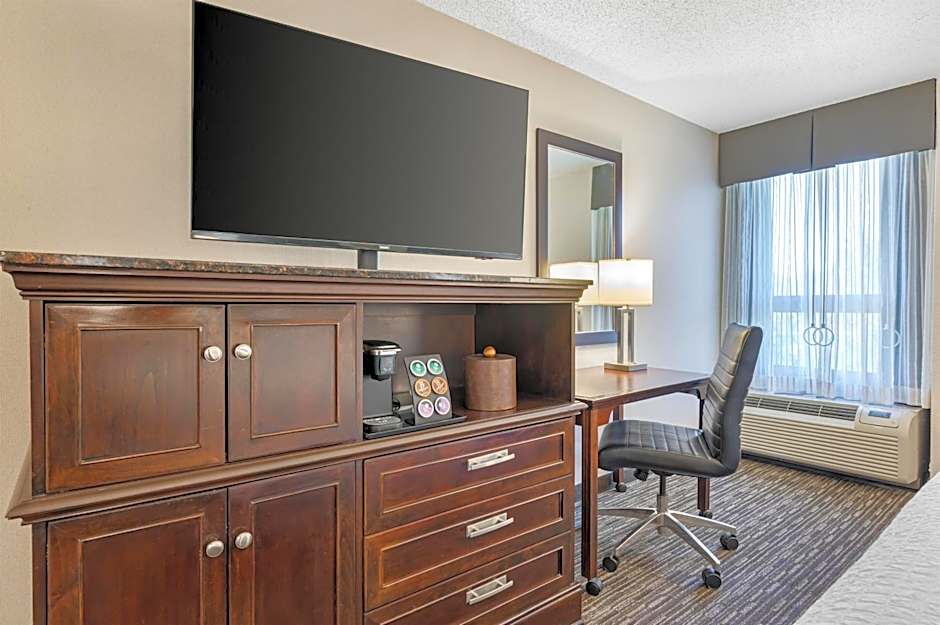 Best Western Plus Indianapolis North at Pyramids