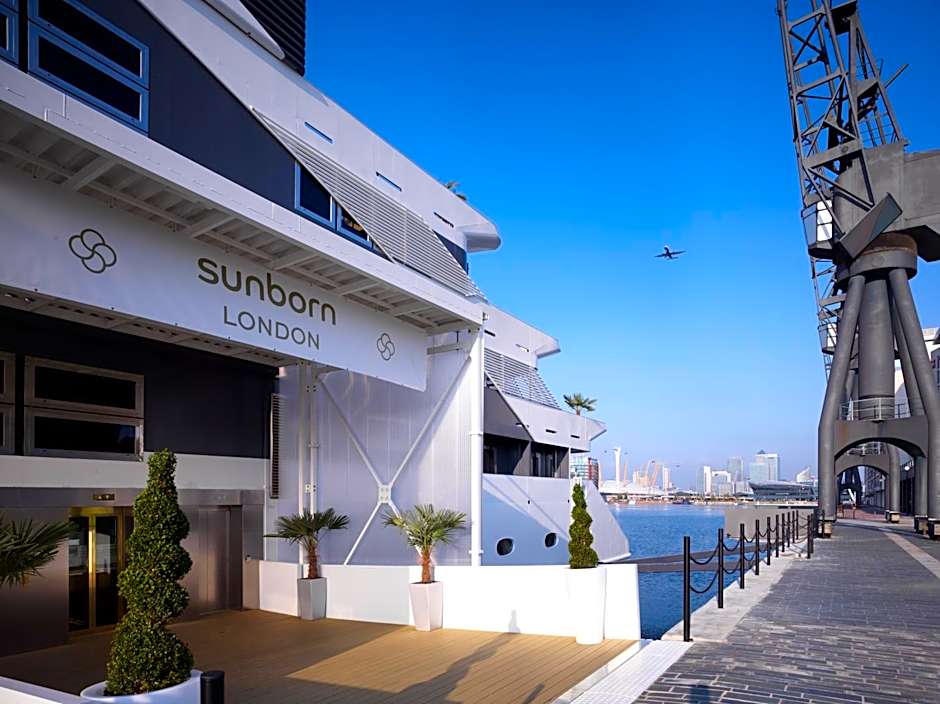 Sunborn London Yacht Hotel
