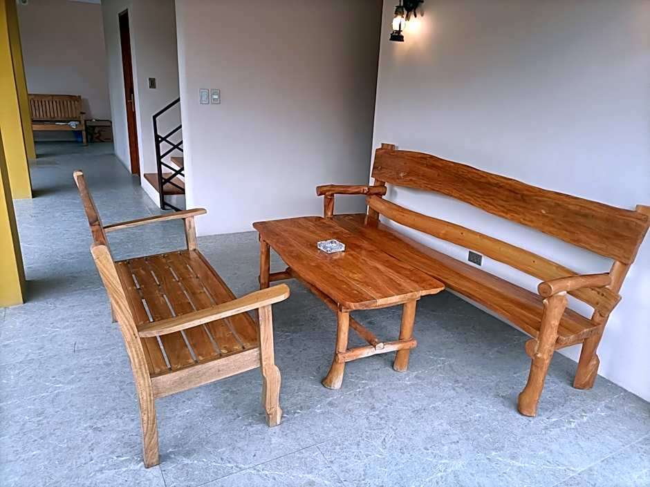 Speed 8 Inn Moalboal