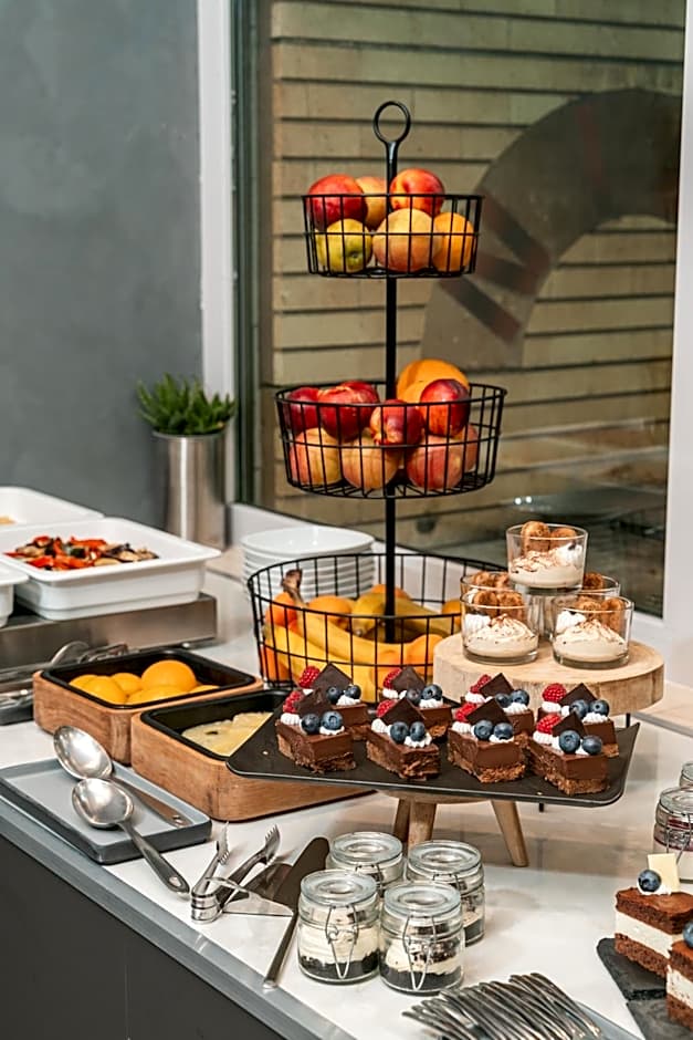 Berkeley Hotel & Day Spa