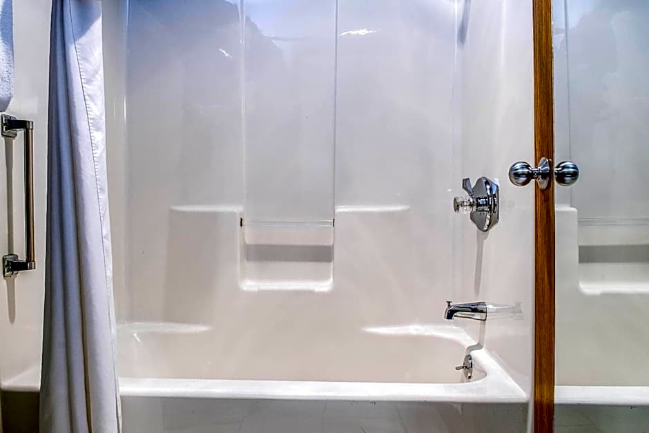 Clarion Hotel By Humboldt Bay