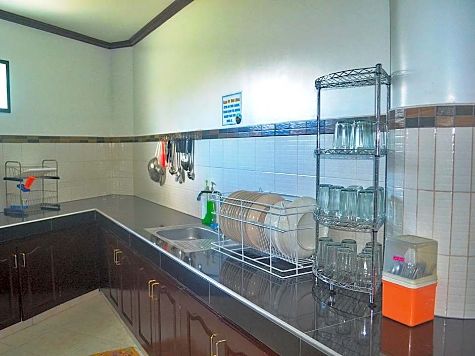 Mayon Backpackers Hostel