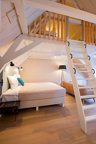 Family Suite with kitchenette and loft