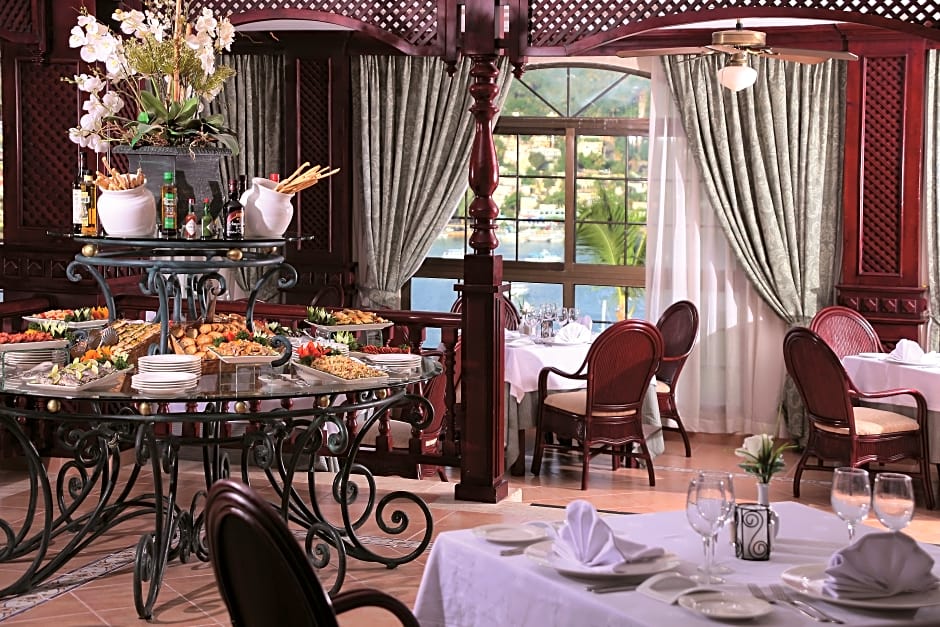 Bahia Principe Grand Cayacoa