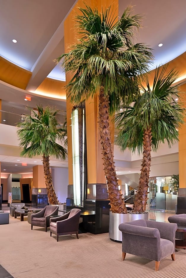 Edward Hotel and Convention Center