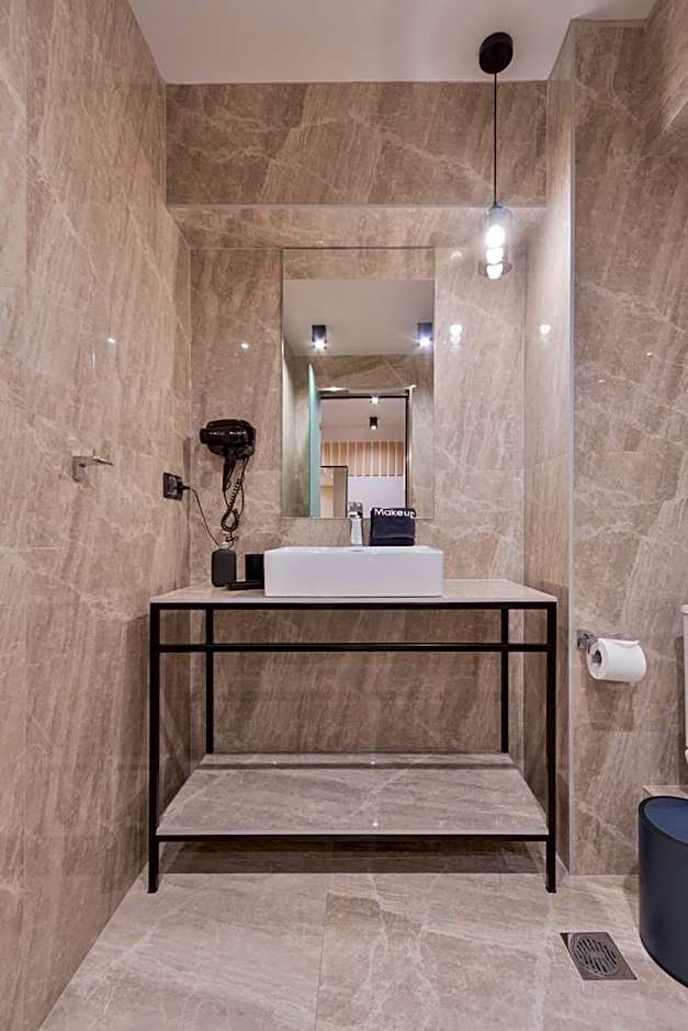 Costa De Luxe Suites