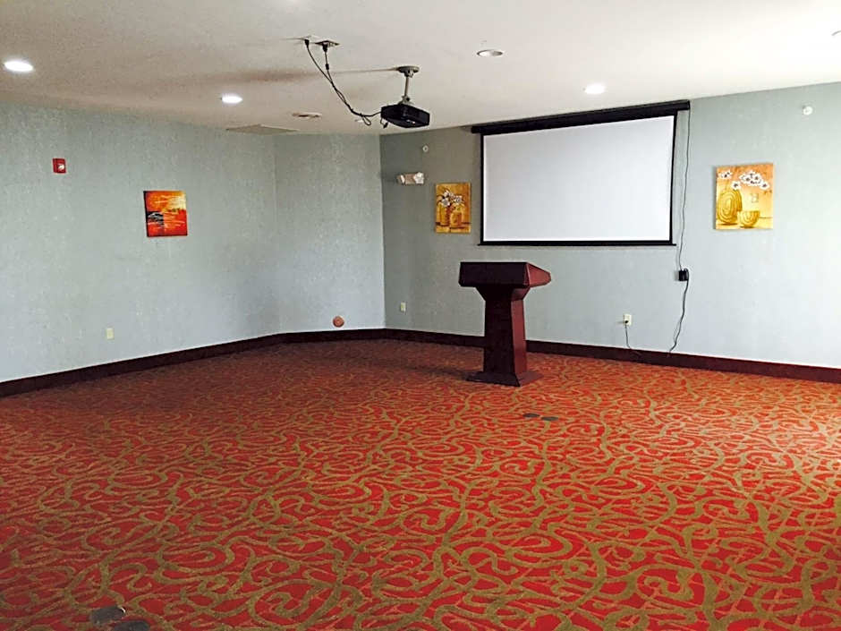 Red Roof Inn & Suites Detroit - Melvindale/Dearborn