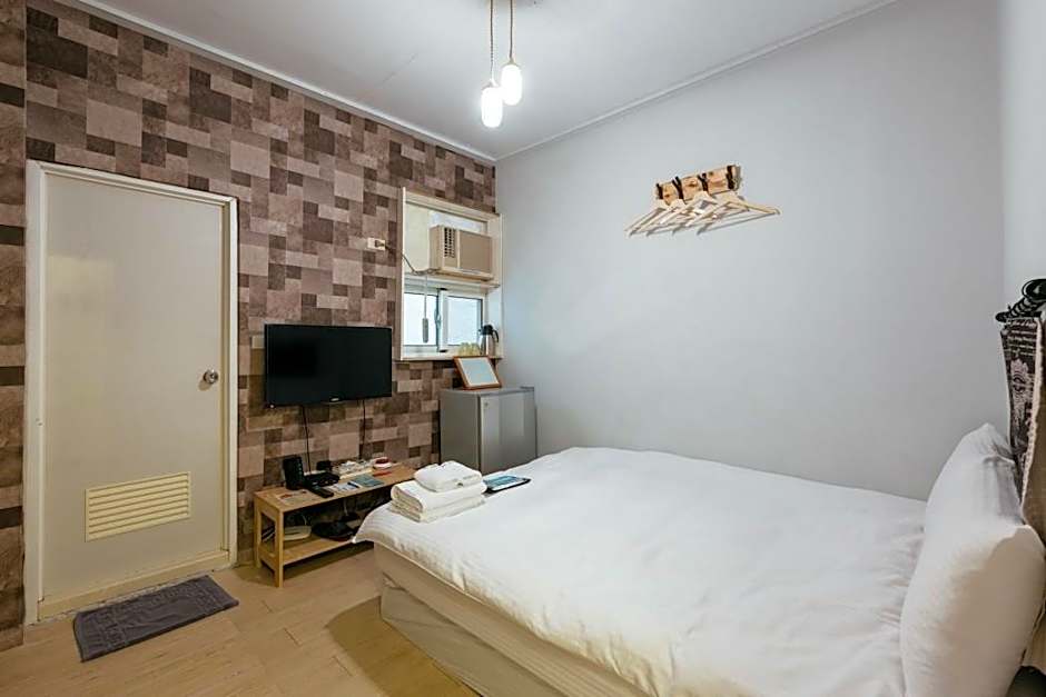 LOVE I Taichung Hostel