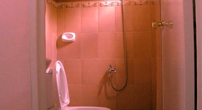 PEDZ CING MANGO LODGE