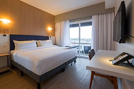 Superior Apartment with King-Size Bed and Equipped Kitchen