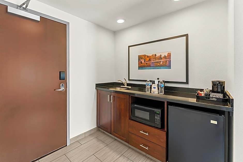 Hampton Inn & Suites Philadelphia/Bensalem