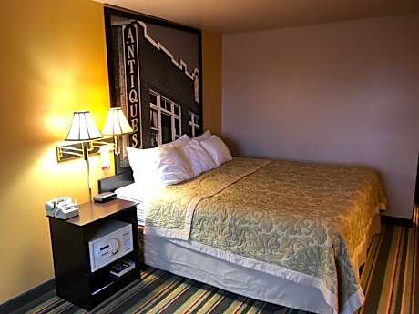 Queen Room, Non-Smoking