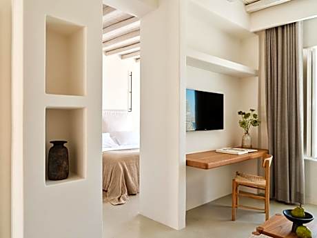 The Coast Beachfront Suite with Plunge Pool