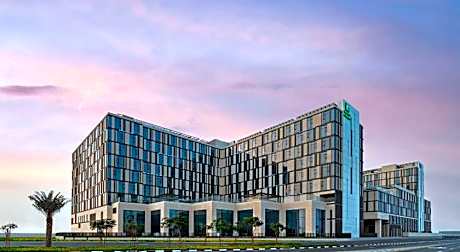 Holiday Inn Dubai Al-Maktoum Airport By IHG