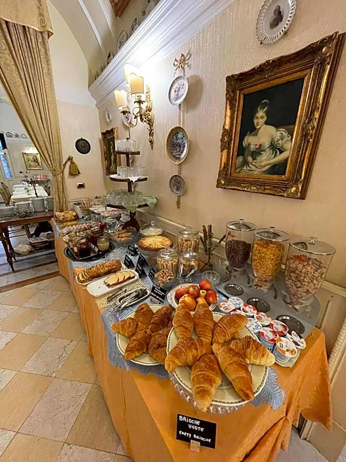 Ai Savoia B&B - Guest House