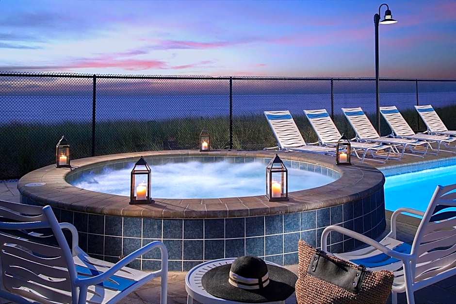 Ocean Mist Beach Hotel & Suites