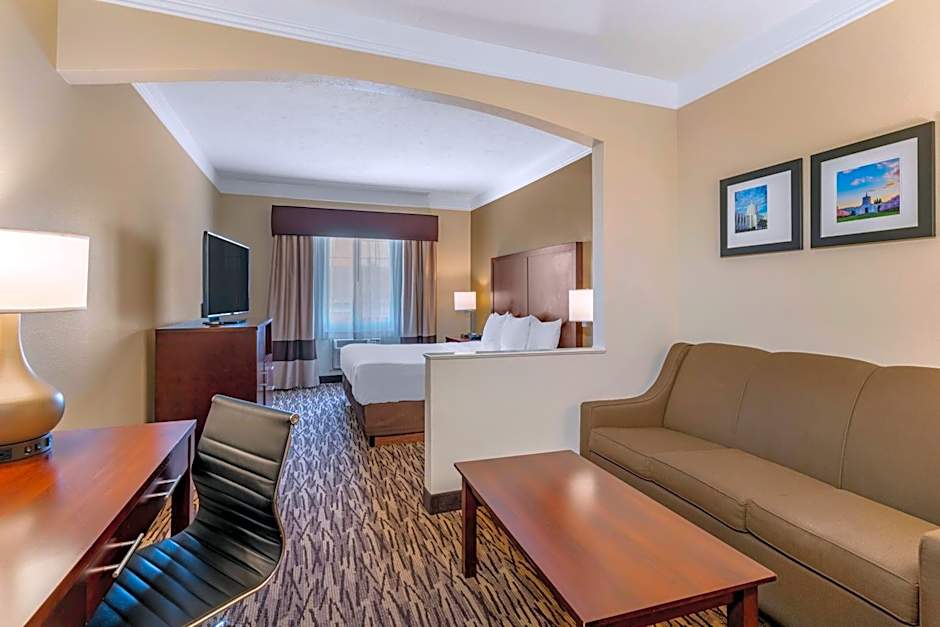Comfort Suites Salem