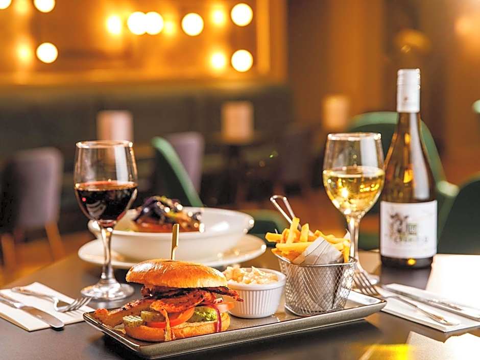 Mercure Birmingham West Hotel