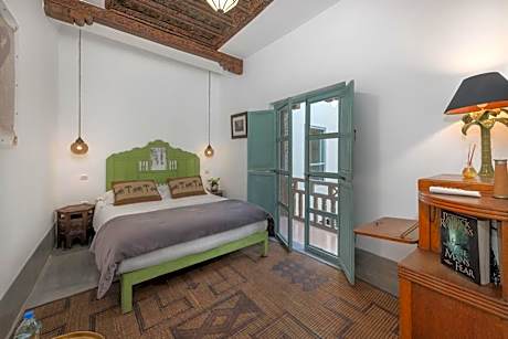 Poivre Double Room