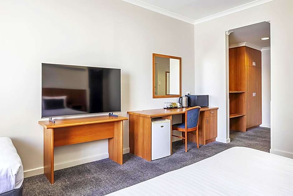 Metro Hotel Perth City