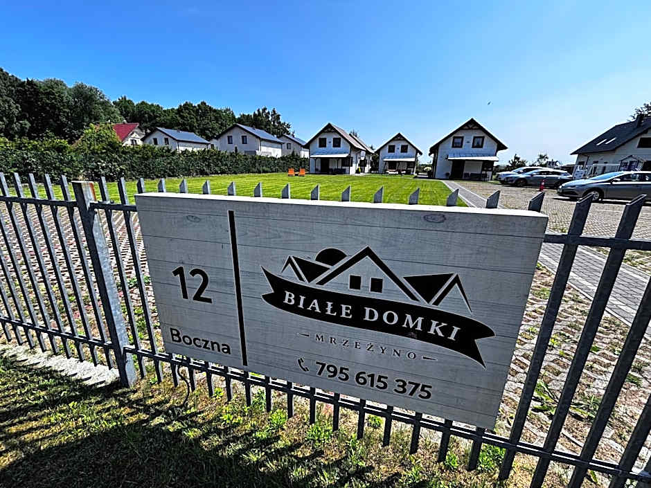 Białe Domki Mrzeżyno